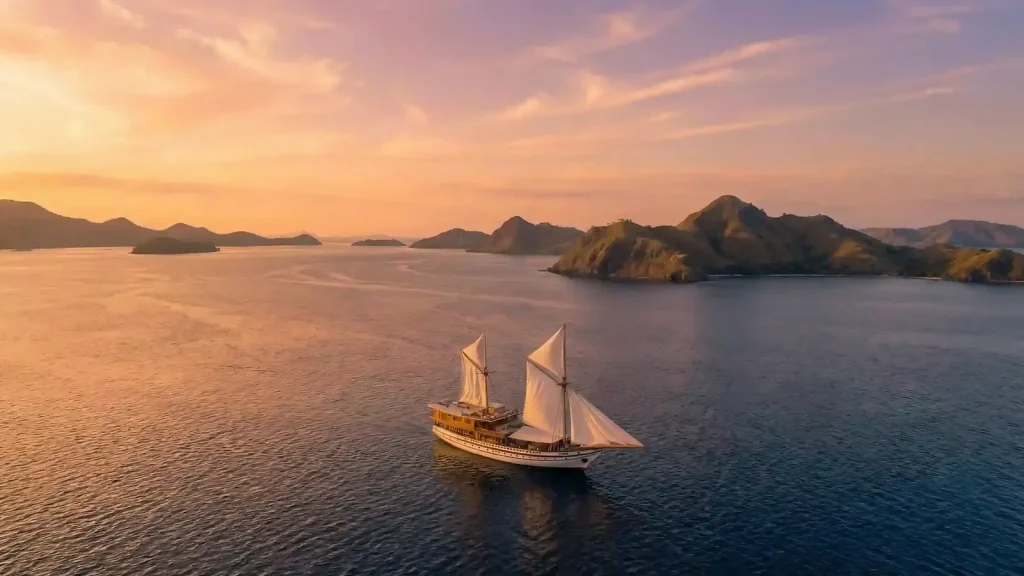 Komodo Island fishing charter & private yachts