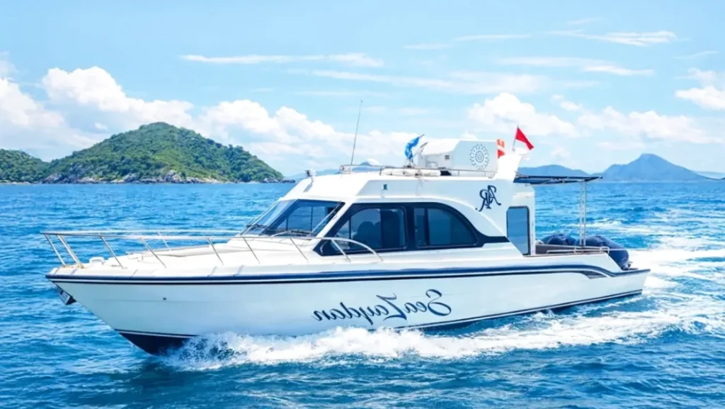 Komodo Yacht Holiday — Luxury Vacation at Sea