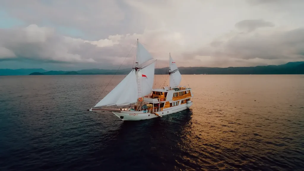 Komodo Yacht Charter: A Seasonal Timing Guide for 2027